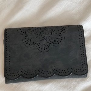 Trish mcevoy gray makeup brush holder clutch